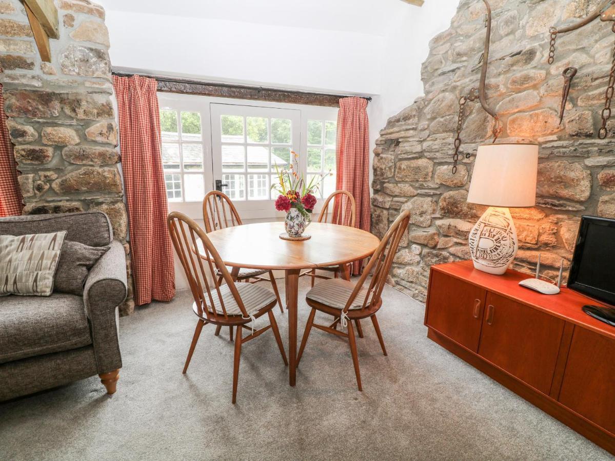Treverbyn Smithy Saint Neot エクステリア 写真